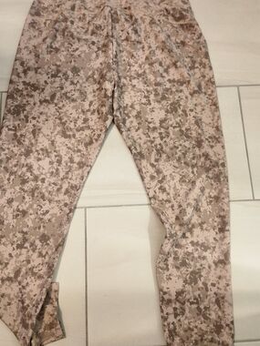 ZYIA Tan and Brown Camo Leggings